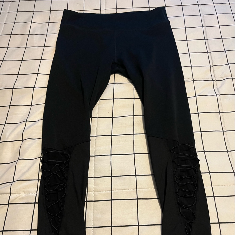 COPY - Demi Lovato Fabletics leggings size large
